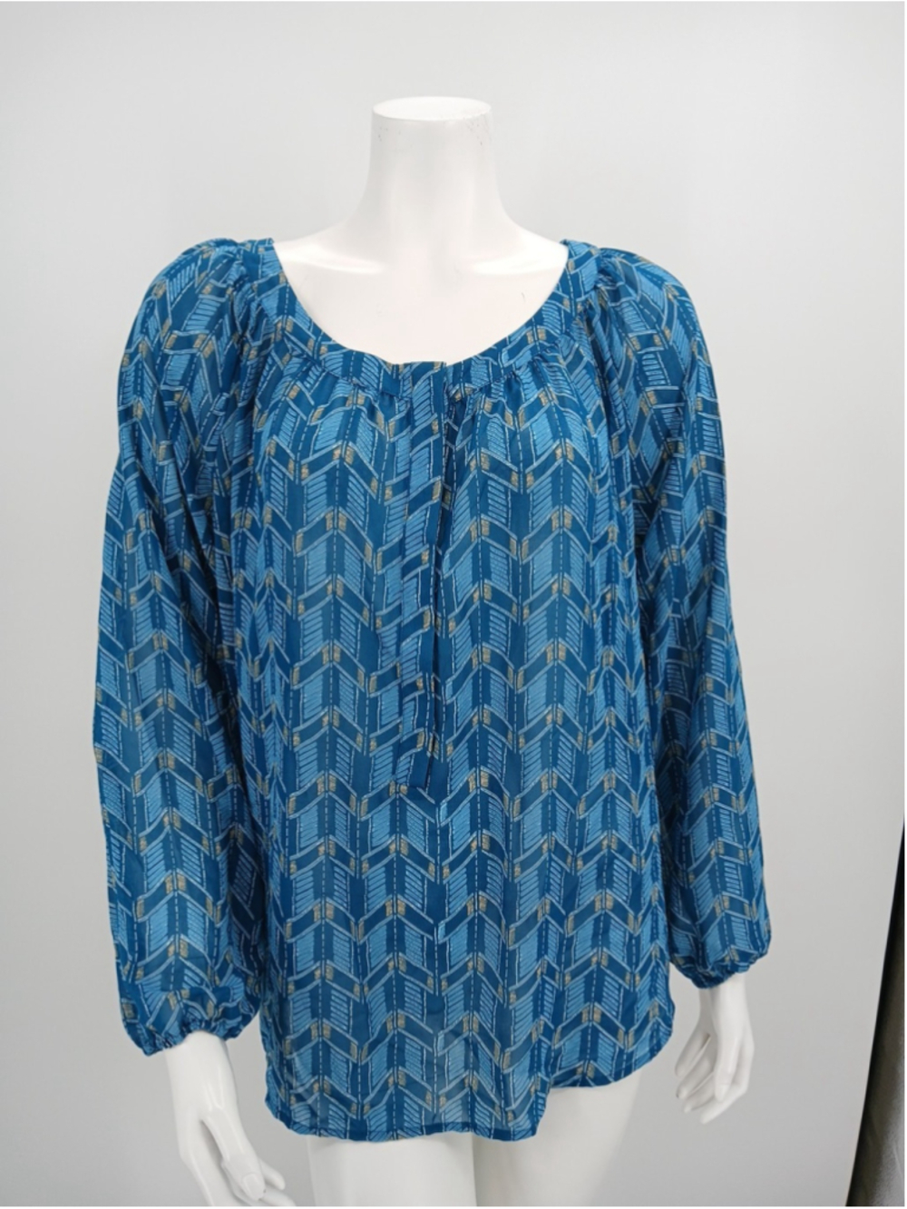 Ariat Women's Tiffany Tunic Top Womens Size L Blue Polyester Sheer Geometric